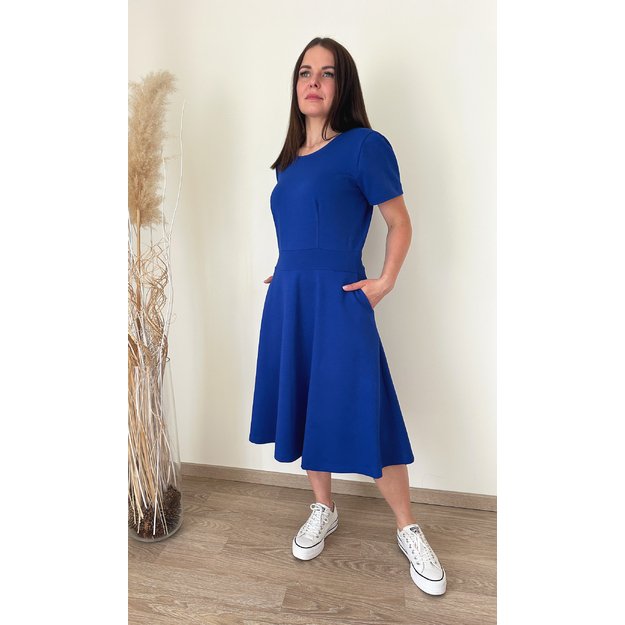 Klasikinė mėlyna suknelė