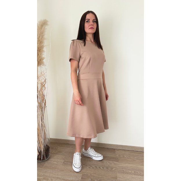 Klasikinė rusva suknelė