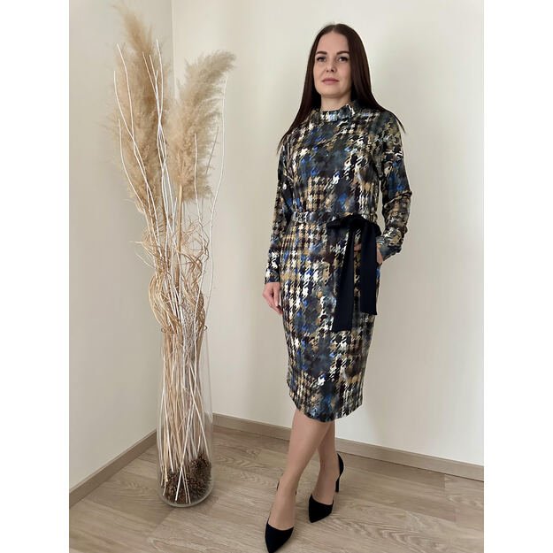 Išskirtinio dizaino suknelė