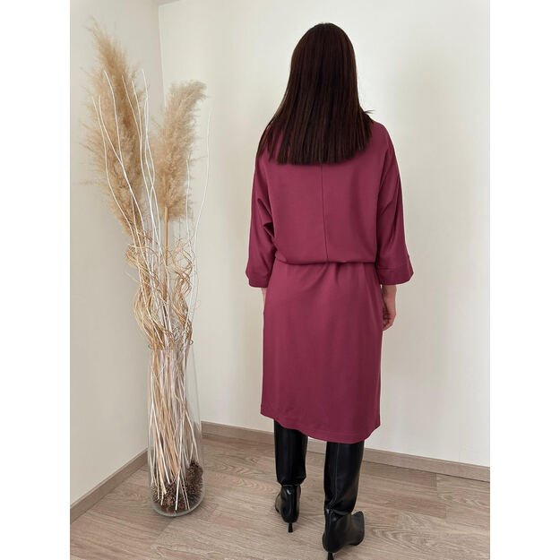 Bordo spalvos suknelė su dirželiu 1
